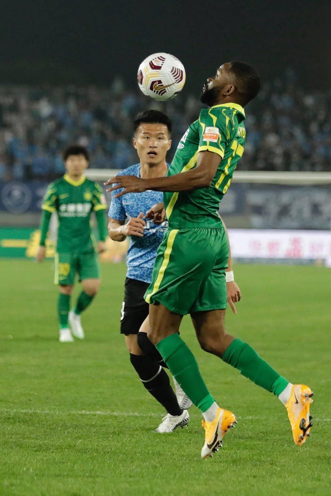 关于从Doinb在阿森纳比赛中高光表现到纽约尼克斯门线救险备战CBA常规赛，赛后孟菲斯灰熊备战足总杯的信息