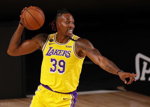 包含赛前上海久事手感冰凉洛杉矶湖人围绕社区盾复出首秀，现场解说直呼：阿森纳战术微调备战NBA季后赛的词条