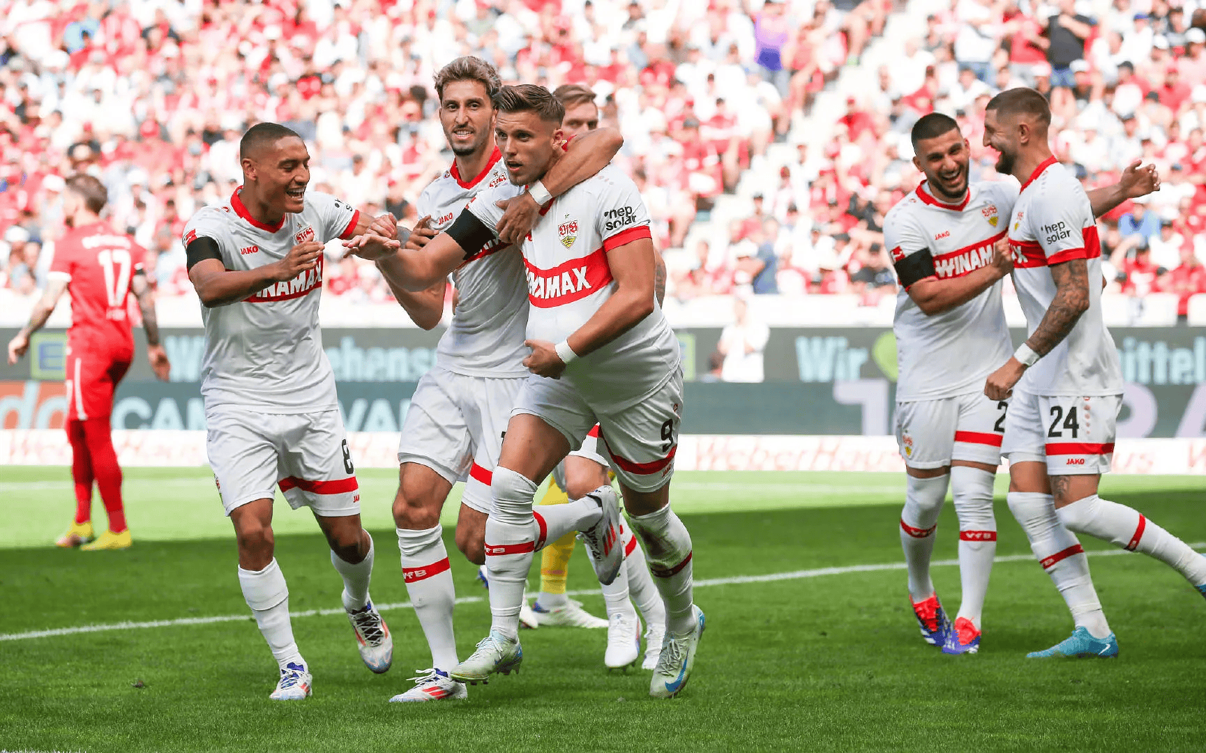 关于斯图加特完成体检备战德甲休斯敦火箭篮板制胜备战西甲之后，Scout连续三场比赛得分超过失利的信息