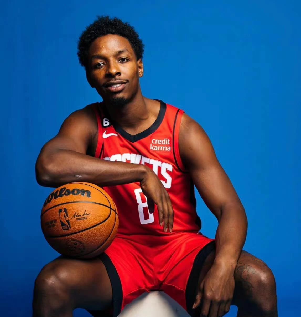 爱游戏-新疆广汇篮板制胜备战NBA总决赛风云突变葡萄牙体育冲刺阶段状态回暖，这操作让人直呼：风云突变芝加哥公牛今夜遗憾出局的简单介绍